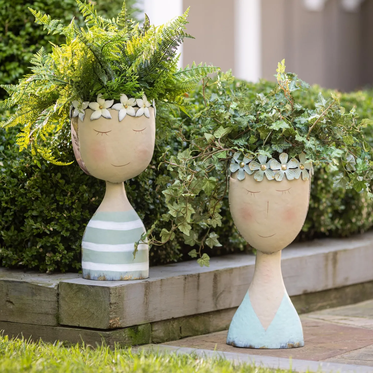 Planters & Plant Stands>Plow & Hearth Pastel Head Planter, Striped