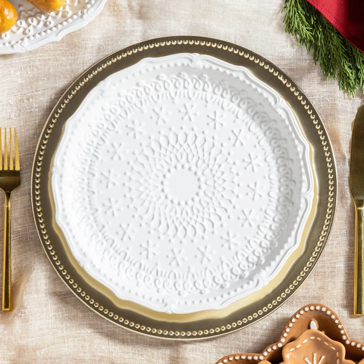 Plates & Platters>Plow & Hearth Plate Embossed Ceramic Dinner Plate, 10.25"