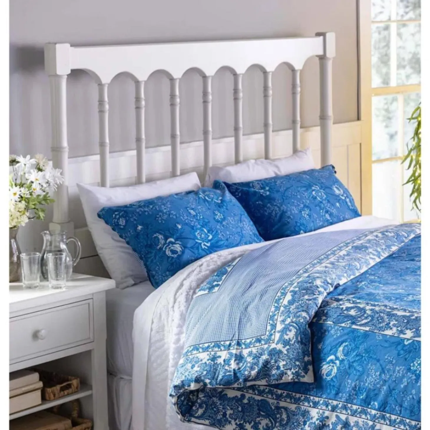 Quilts & Bedspreads>Plow & Hearth Porcelain Rose Blue Floral Reversible Bedding, King Duvet