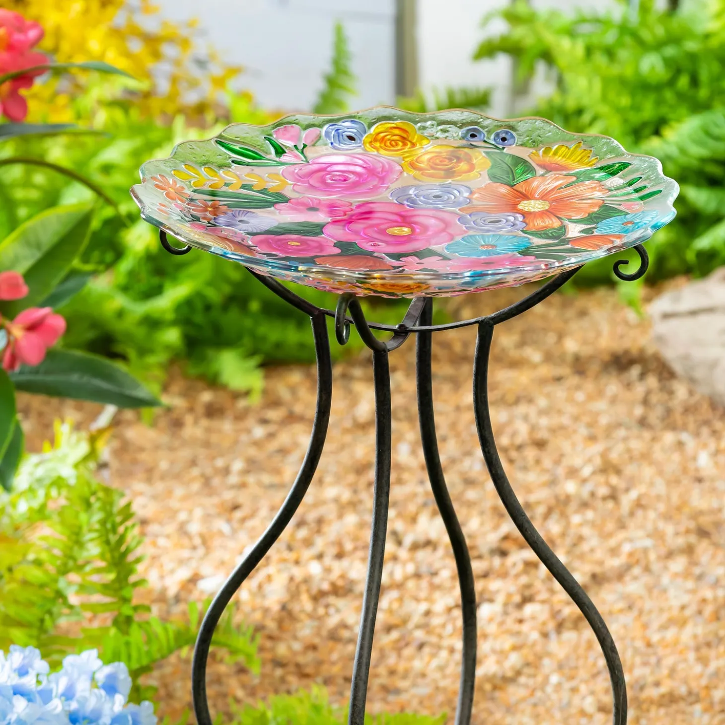 Birdbaths>Plow & Hearth 18" Bundle of Flowers Bird Bath