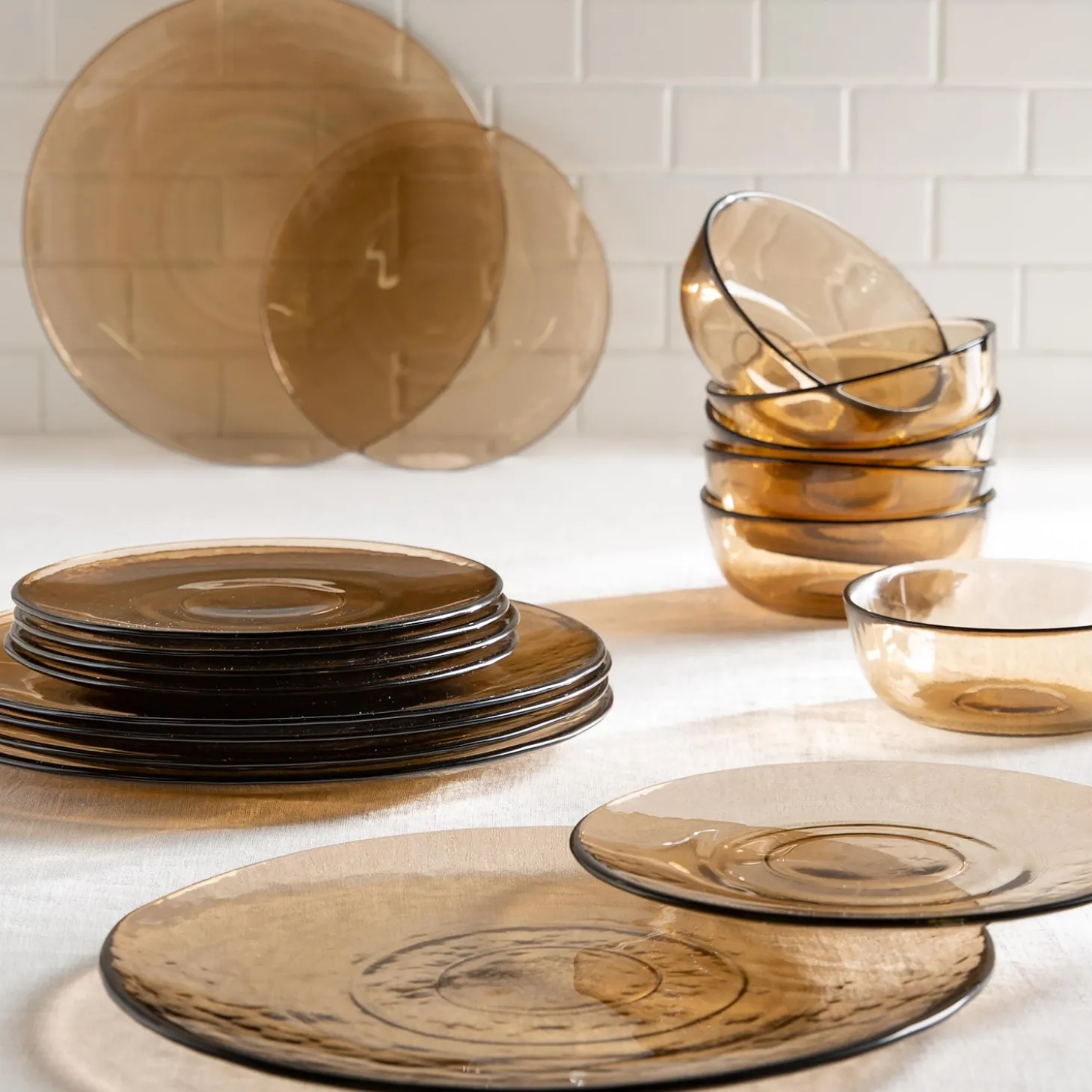 Plates & Platters>Plow & Hearth 8" Glass Salad Plate, Set of 6, Sand