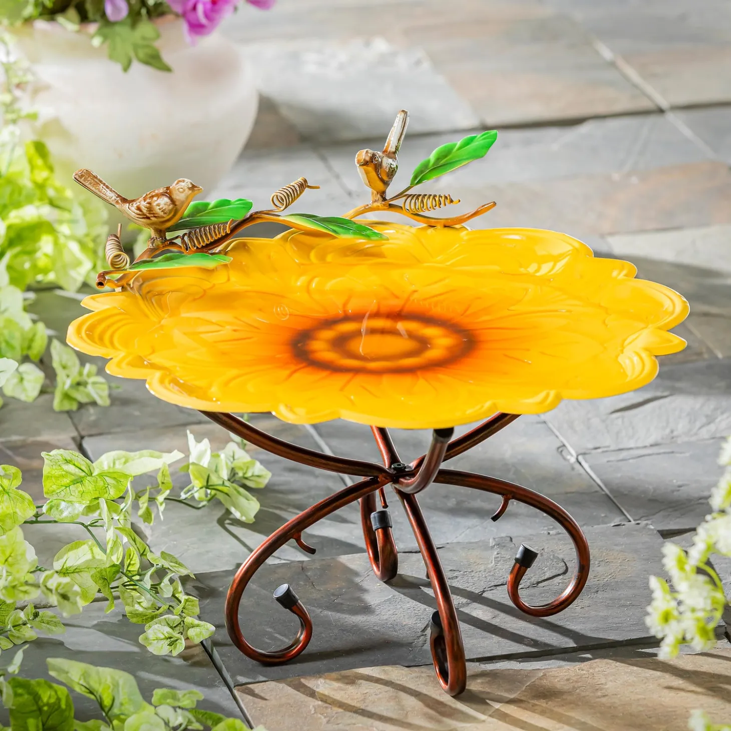 Birdbaths>Plow & Hearth 17" Metal Sculpted Edge Bird Bath, Sunflower