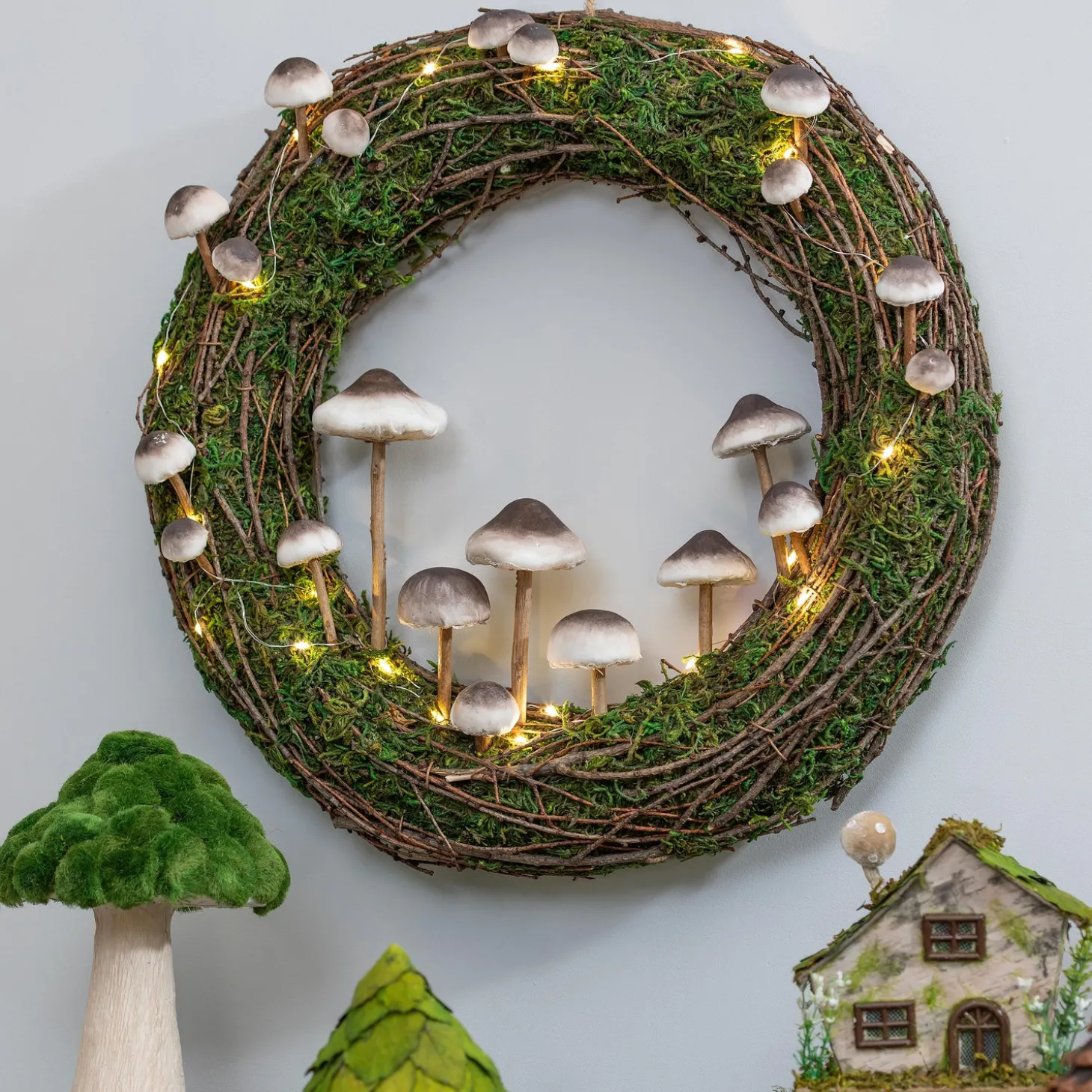 Wreaths | Faux Flowers & Plants>Plow & Hearth Rattan Mushroom Wreath With Lights