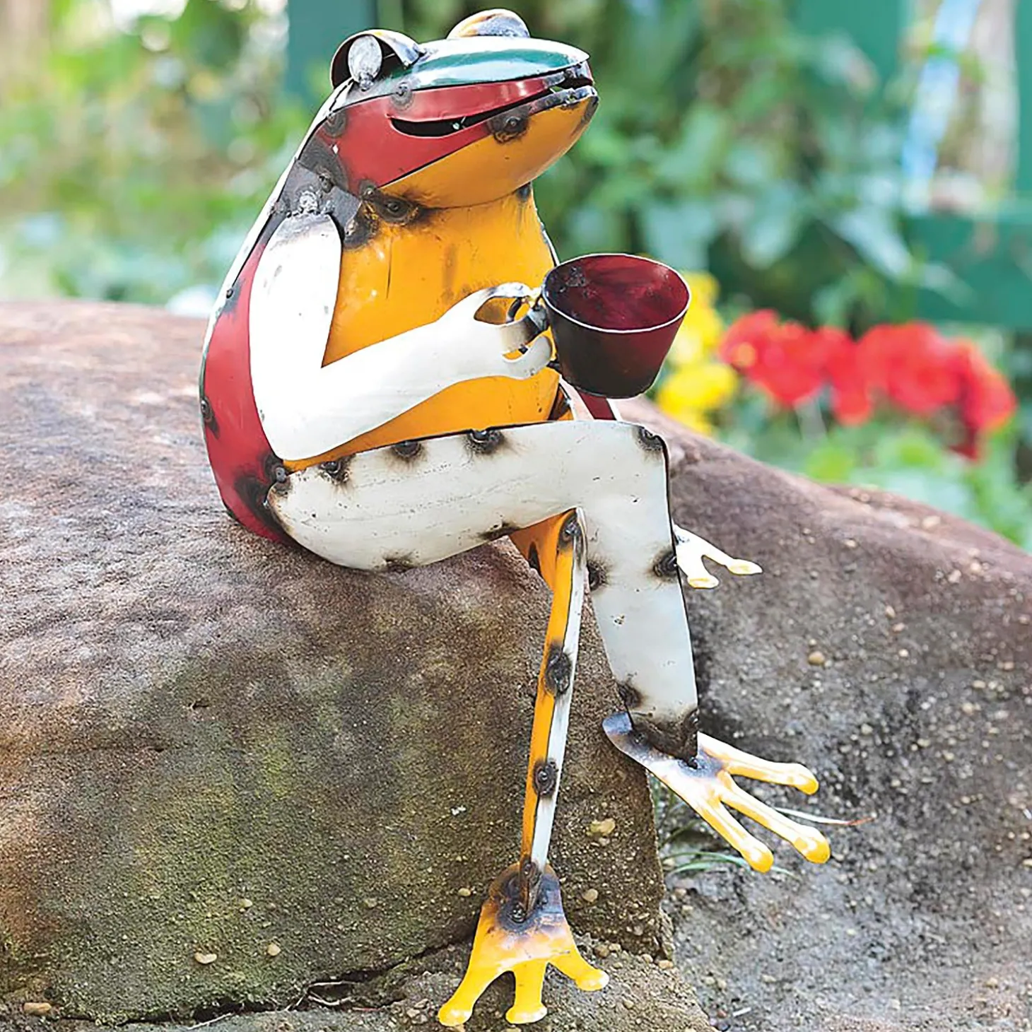 Garden Statues>Plow & Hearth Recycled Metal Coffee Frog Garden Art