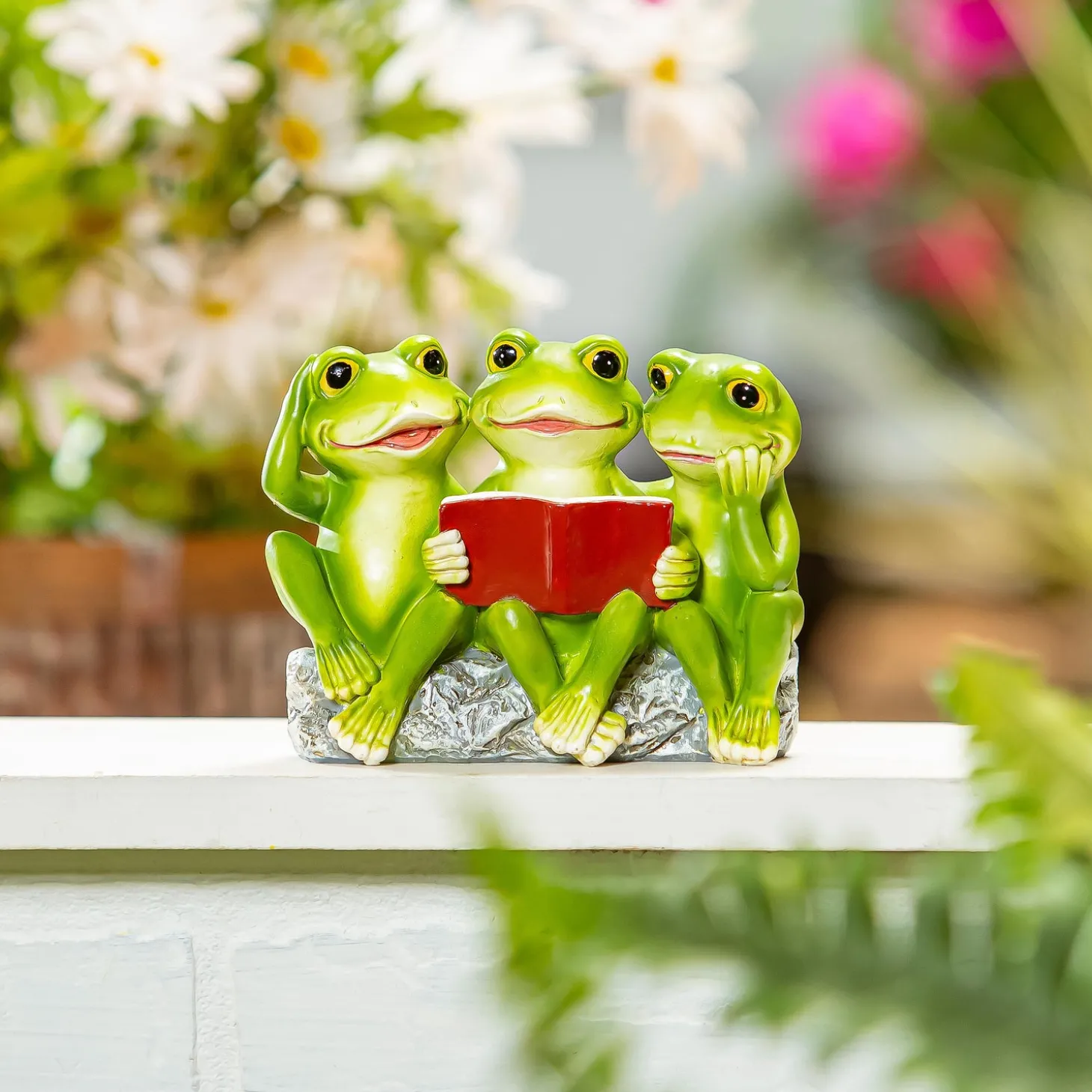 Garden Statues>Plow & Hearth Resin Reading Frog Family Statue, 4"H