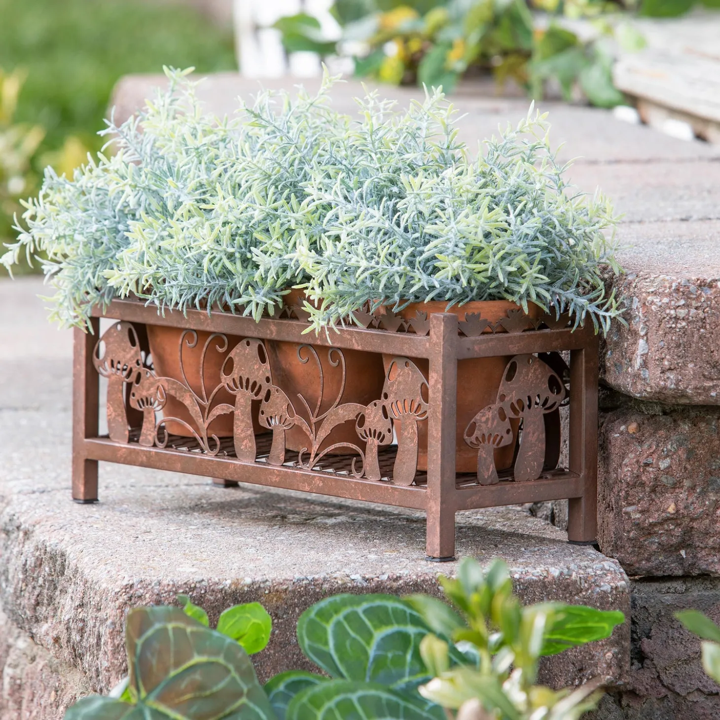 Planters & Plant Stands>Plow & Hearth Rustic Finish Mushroom Planter