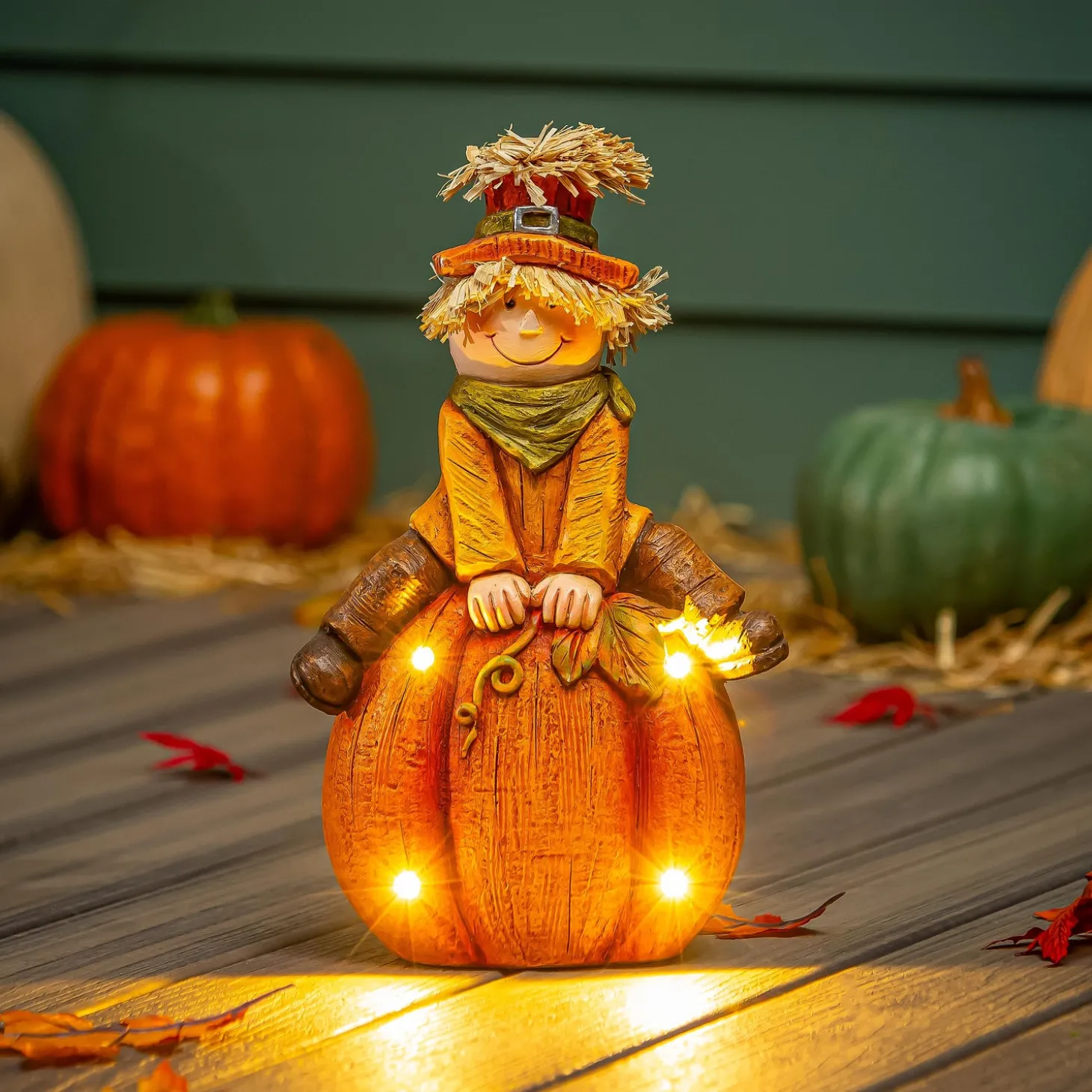 Garden Statues>Plow & Hearth Scarecrow Pumpkin LED Statue, 17"H