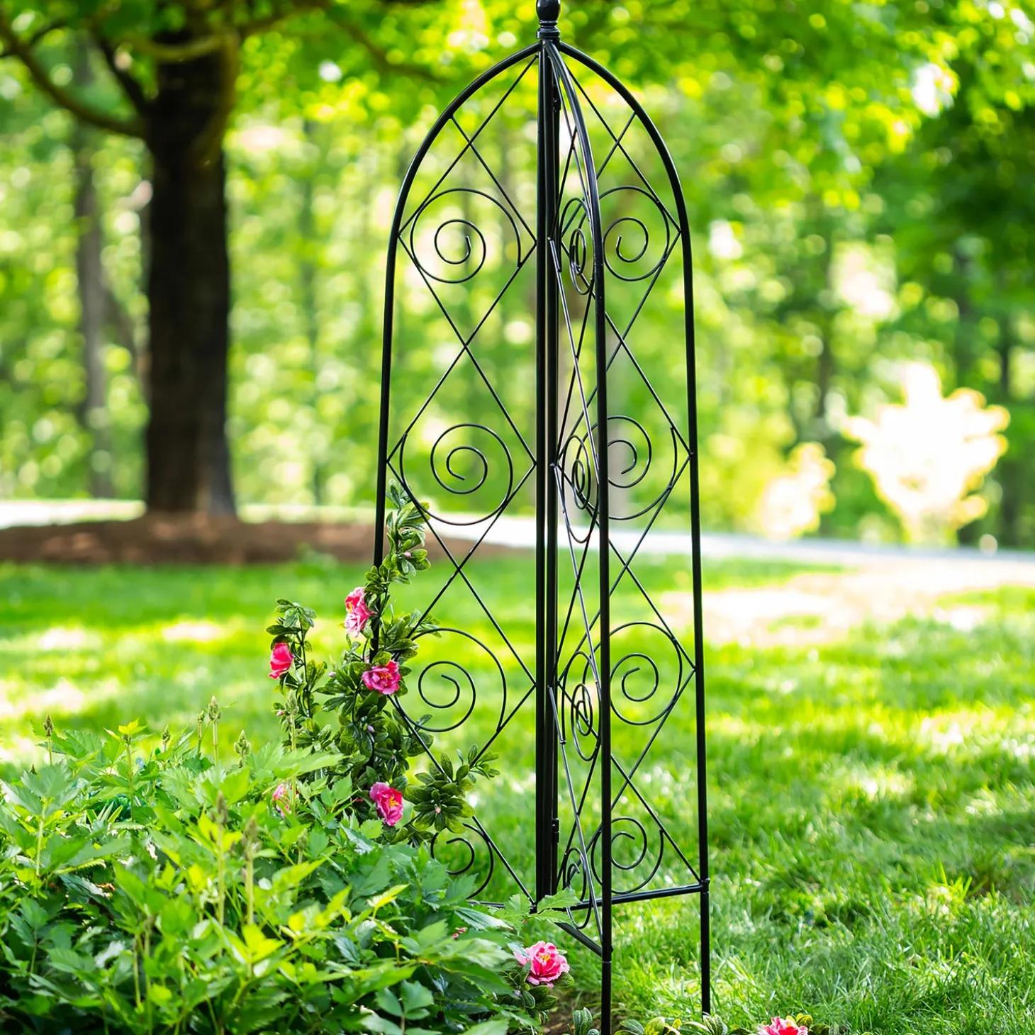 Arbors & Trellises>Plow & Hearth Scrolls Tri-Fold Metal Garden Trellis