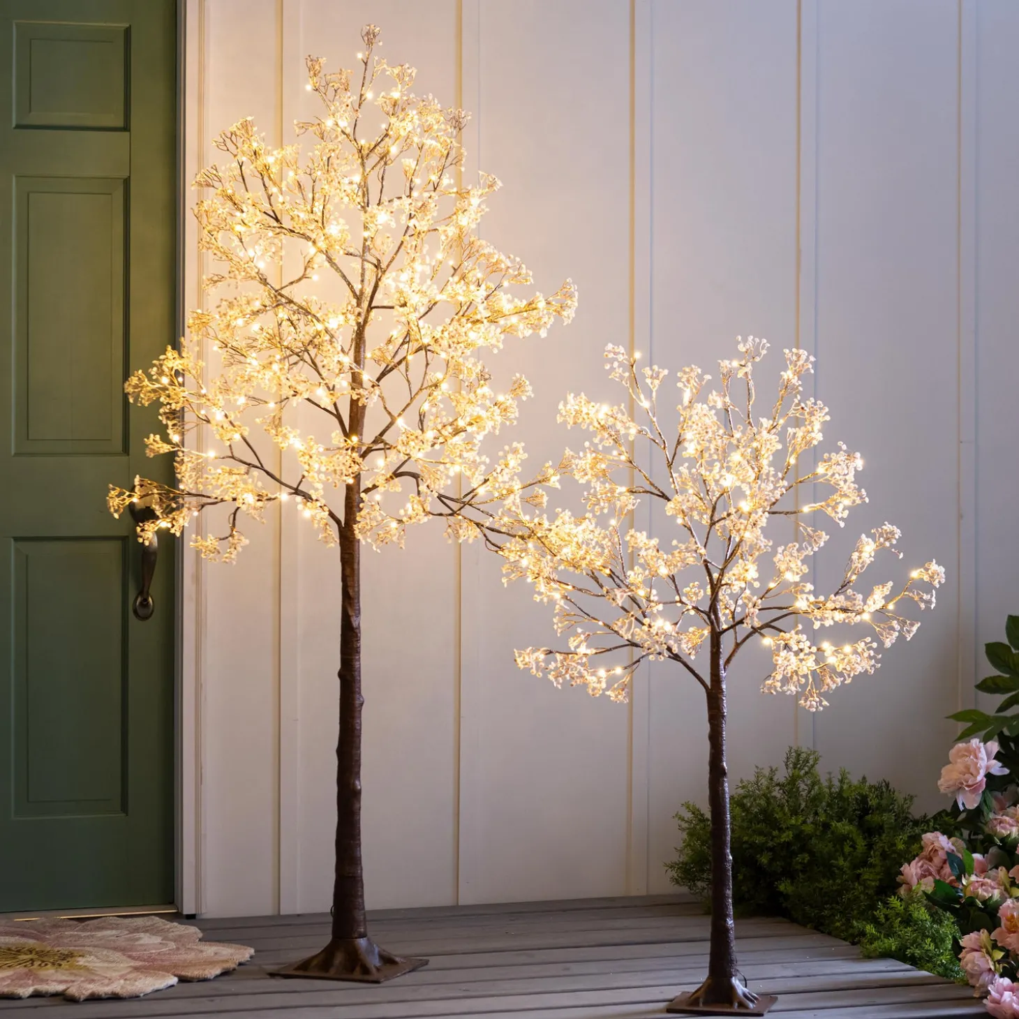 Lighted Trees & Garlands>Plow & Hearth Small Indoor/Outdoor Electric Lighted Baby's Breath Tree, 4'H