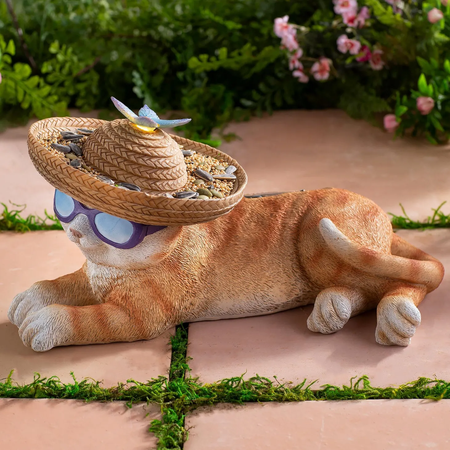 Garden Statues>Plow & Hearth Solar Resin Cat in Sunglasses With Butterfly Sombrero Bird Feeder Hat.