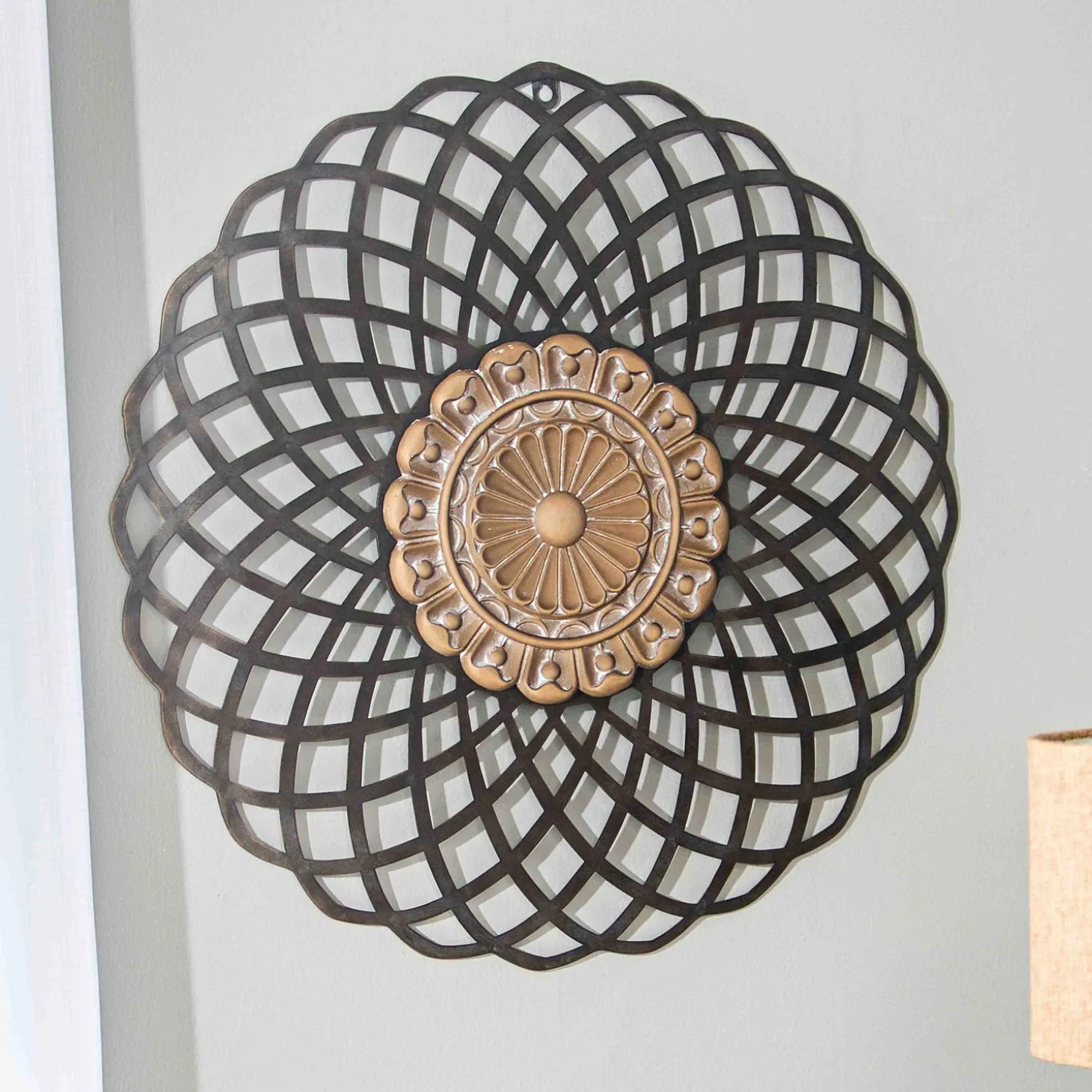 Wall Art>Plow & Hearth Spirograph Medallion Wall Décor