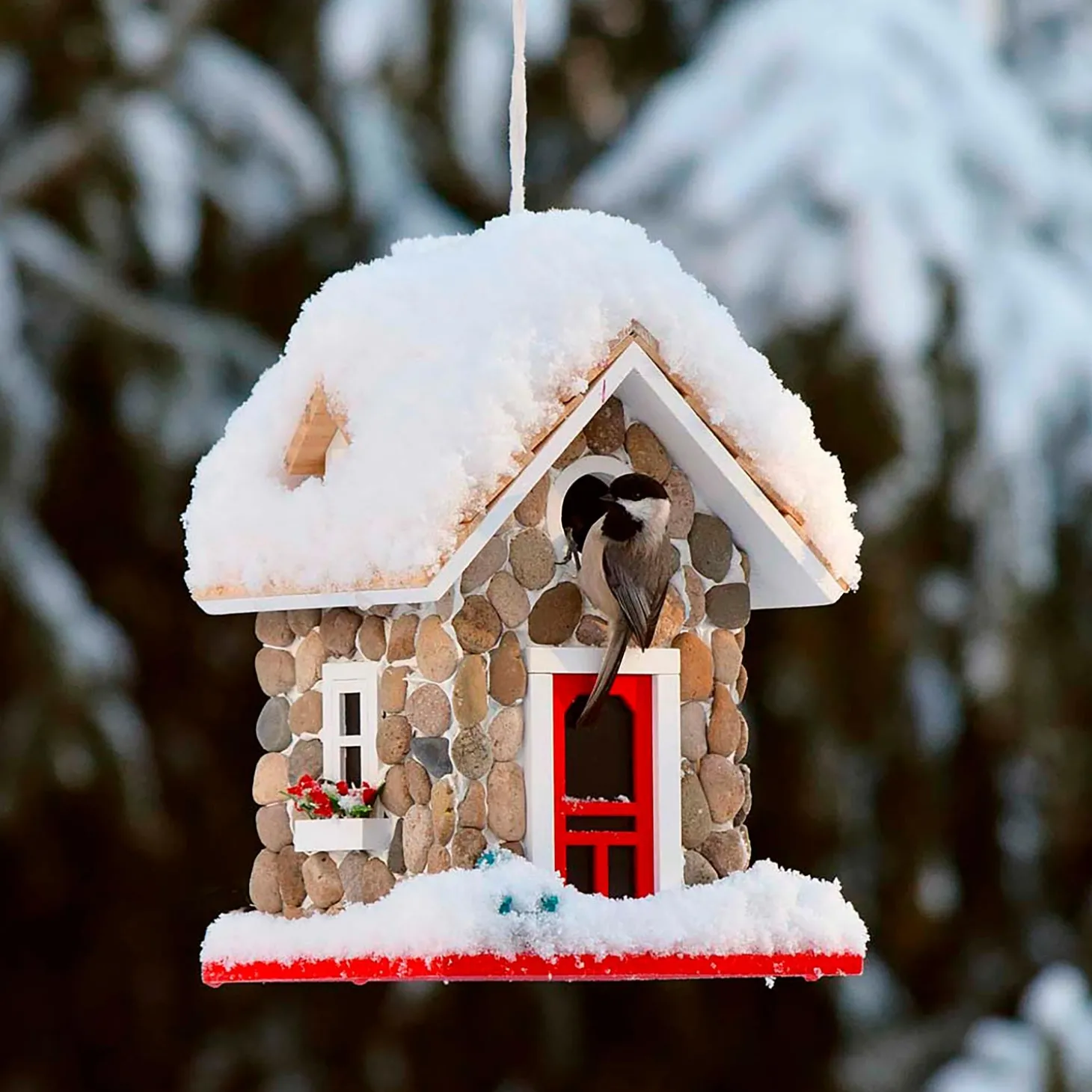 Birdhouses>Plow & Hearth Stone Cottage Birdhouse