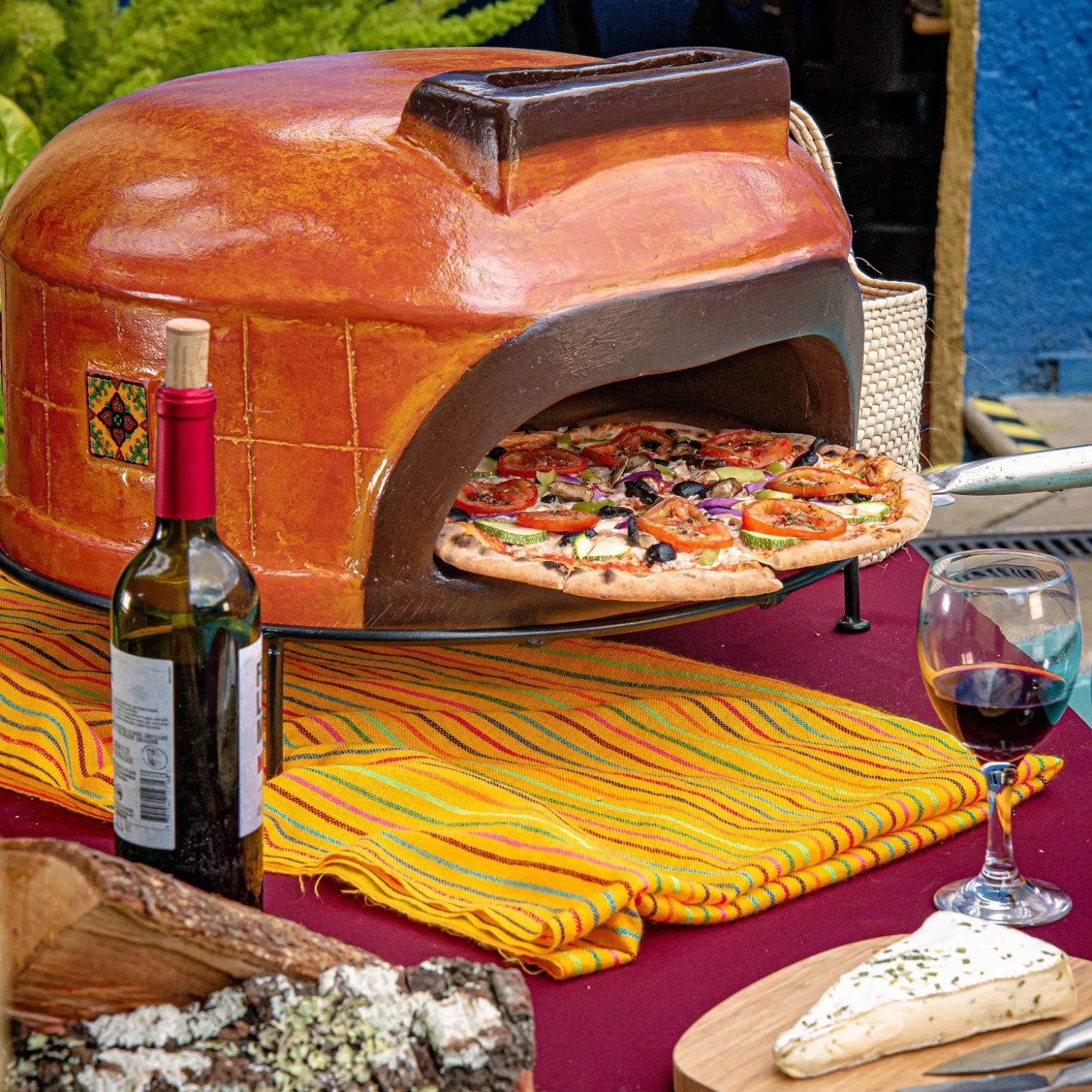 Pizza Ovens>Plow & Hearth Talavera Capri Pizza Oven