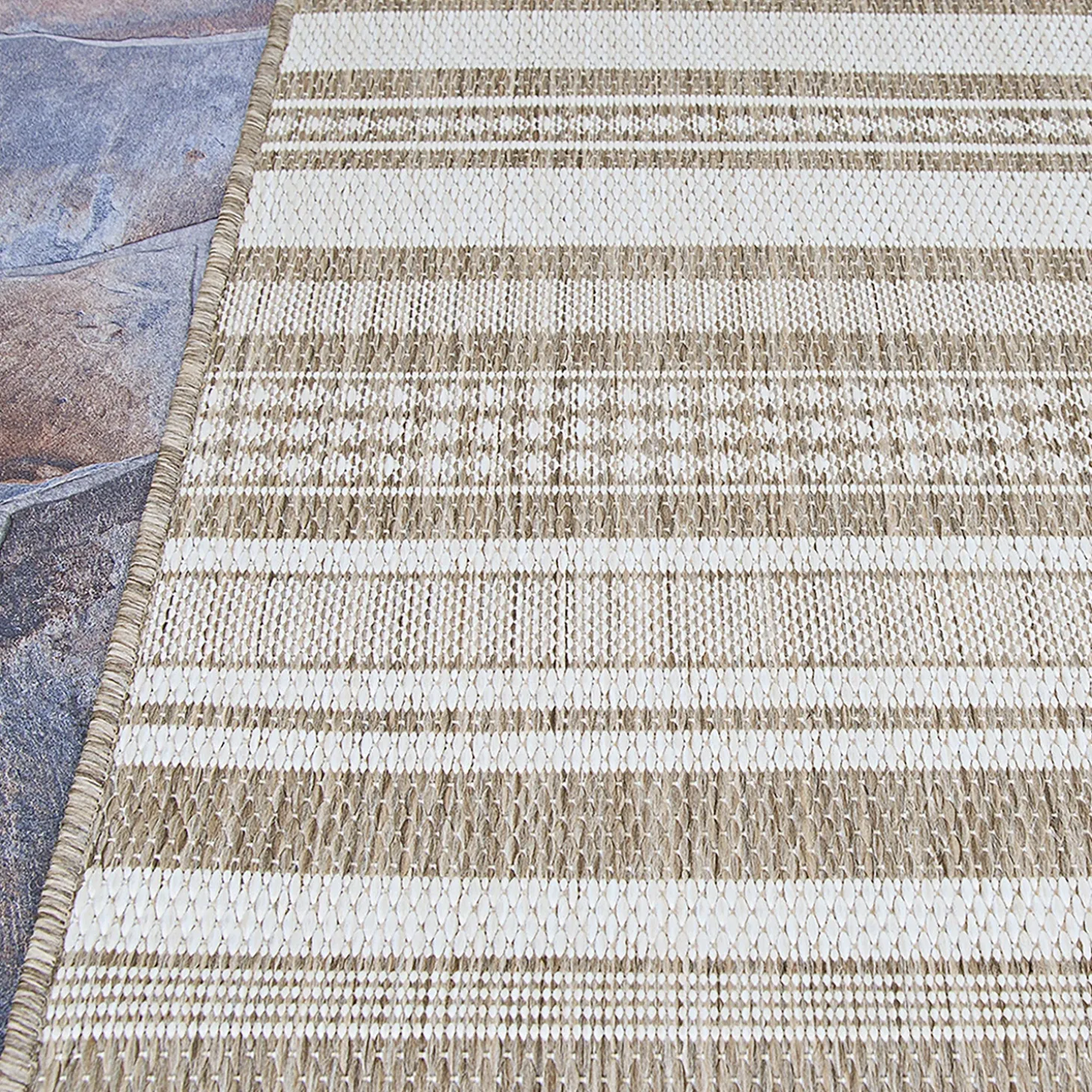 Area Rugs>Plow & Hearth Veranda Striped Indoor/Outdoor Polypropylene Rug, 5'3" x 7'6"