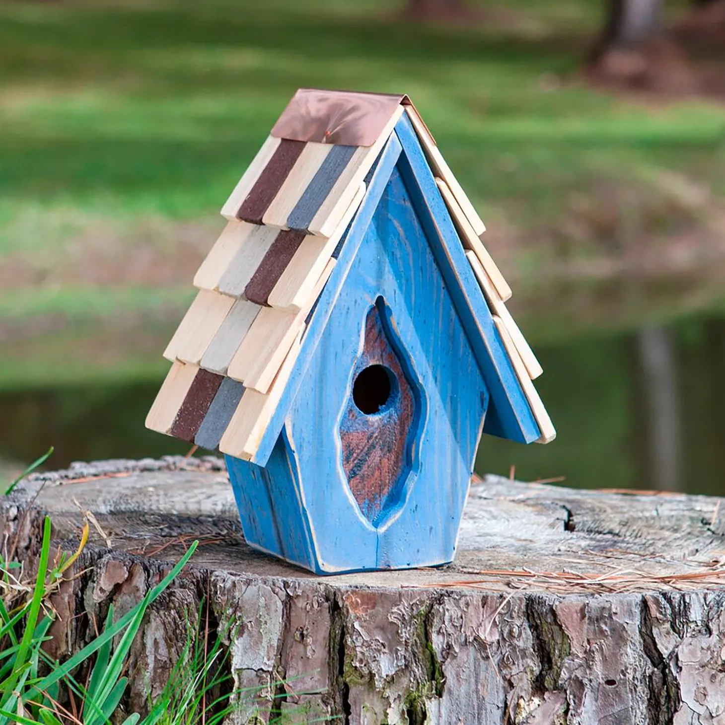 Birdhouses>Plow & Hearth Vintage Wren Birdhouse