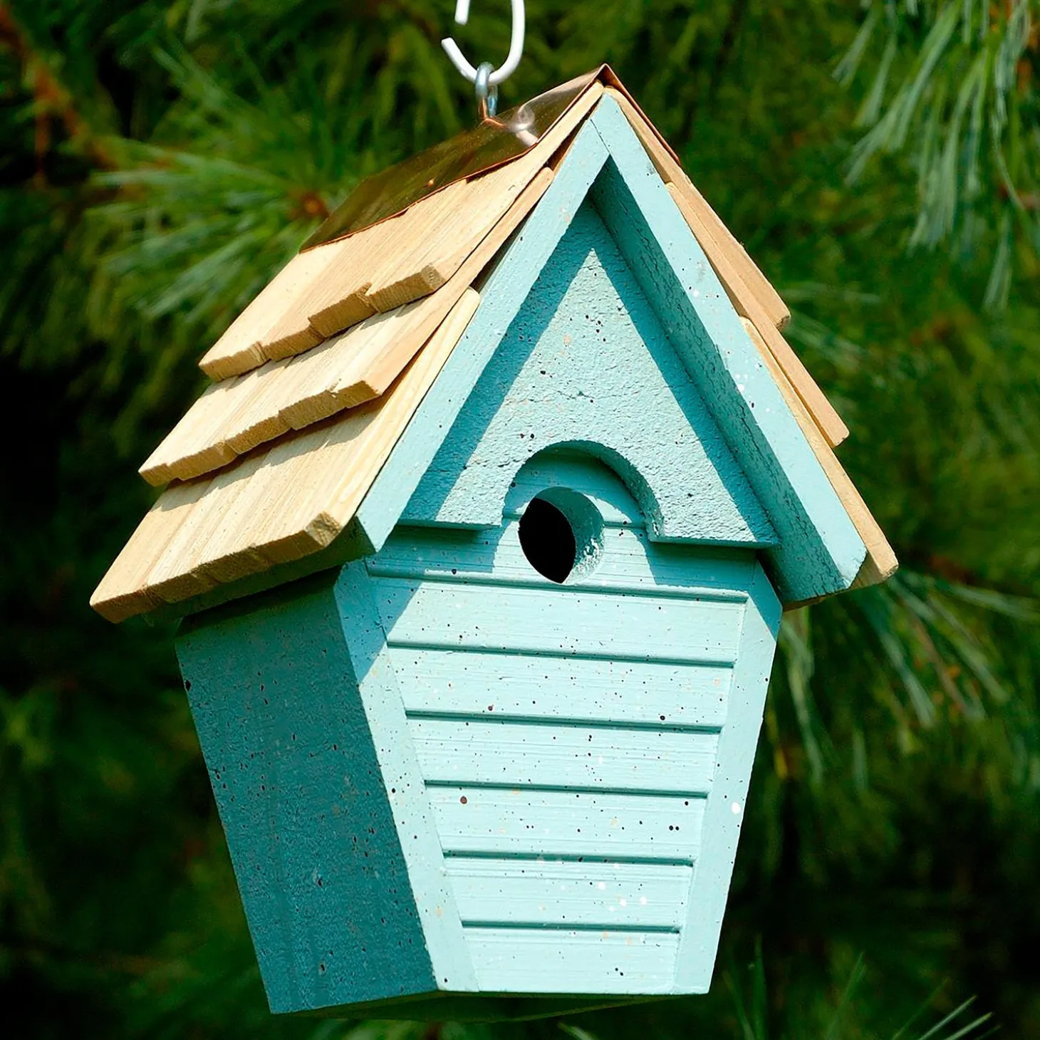 Birdhouses>Plow & Hearth Warbling Wren Birdhouse