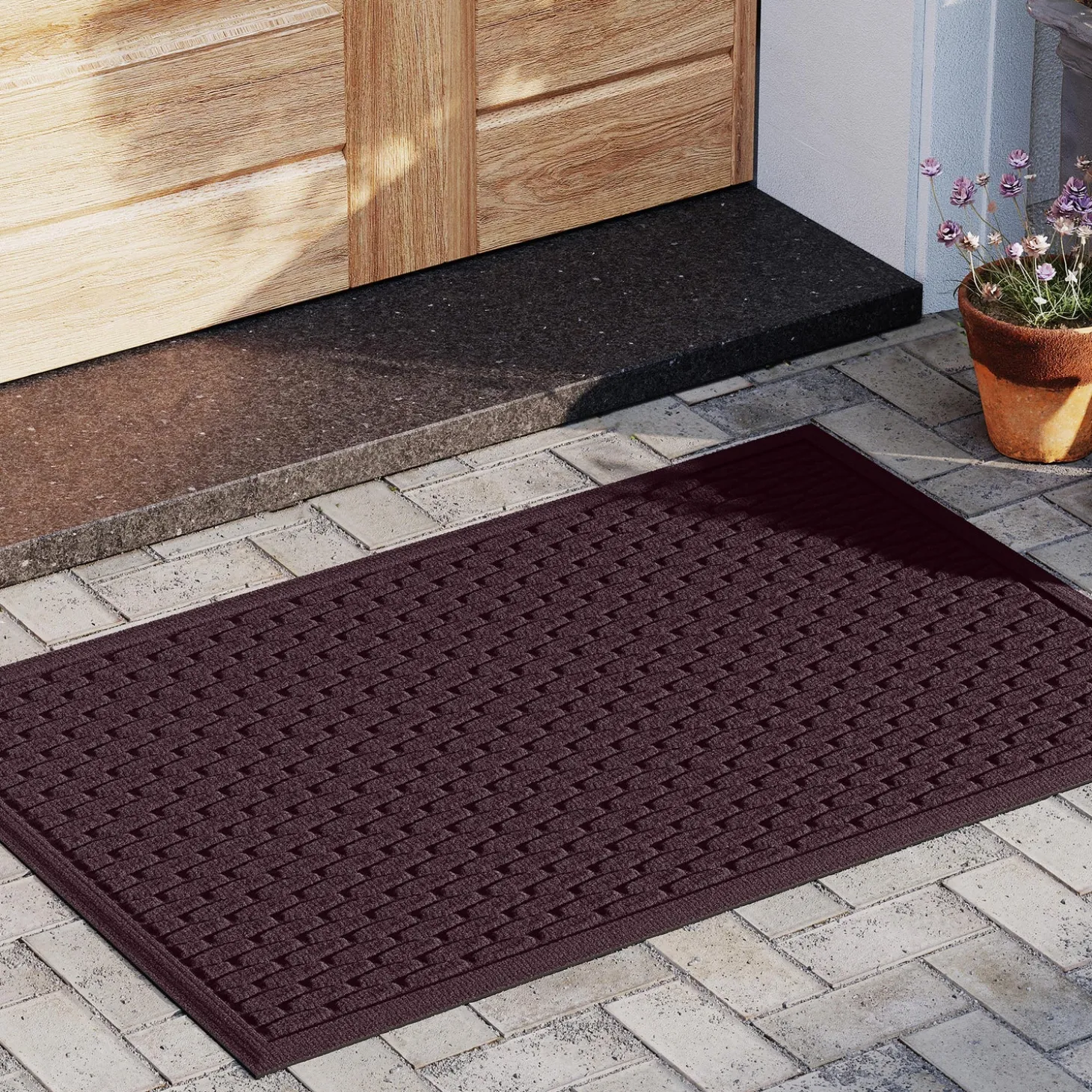 Waterhog Doormats>Plow & Hearth Waterhog Indoor/Outdoor Hampton Doormat, 2' x 3'