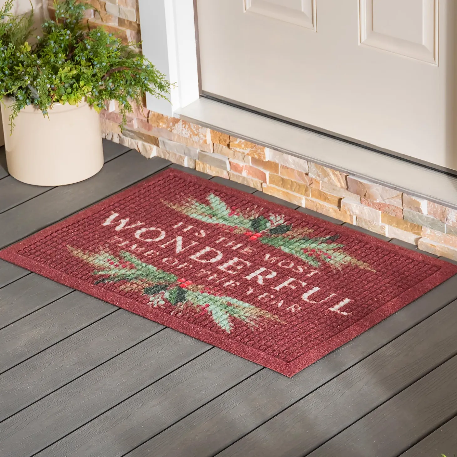 Waterhog Doormats>Plow & Hearth Waterhog Wonderful Time Holly Indoor/Outdoor Doormat, 2' x 3'