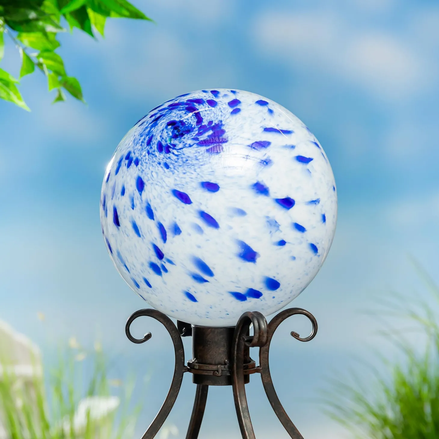 Gazing Balls>Plow & Hearth White & Blue Spotted Glass Gazing Ball, 10"