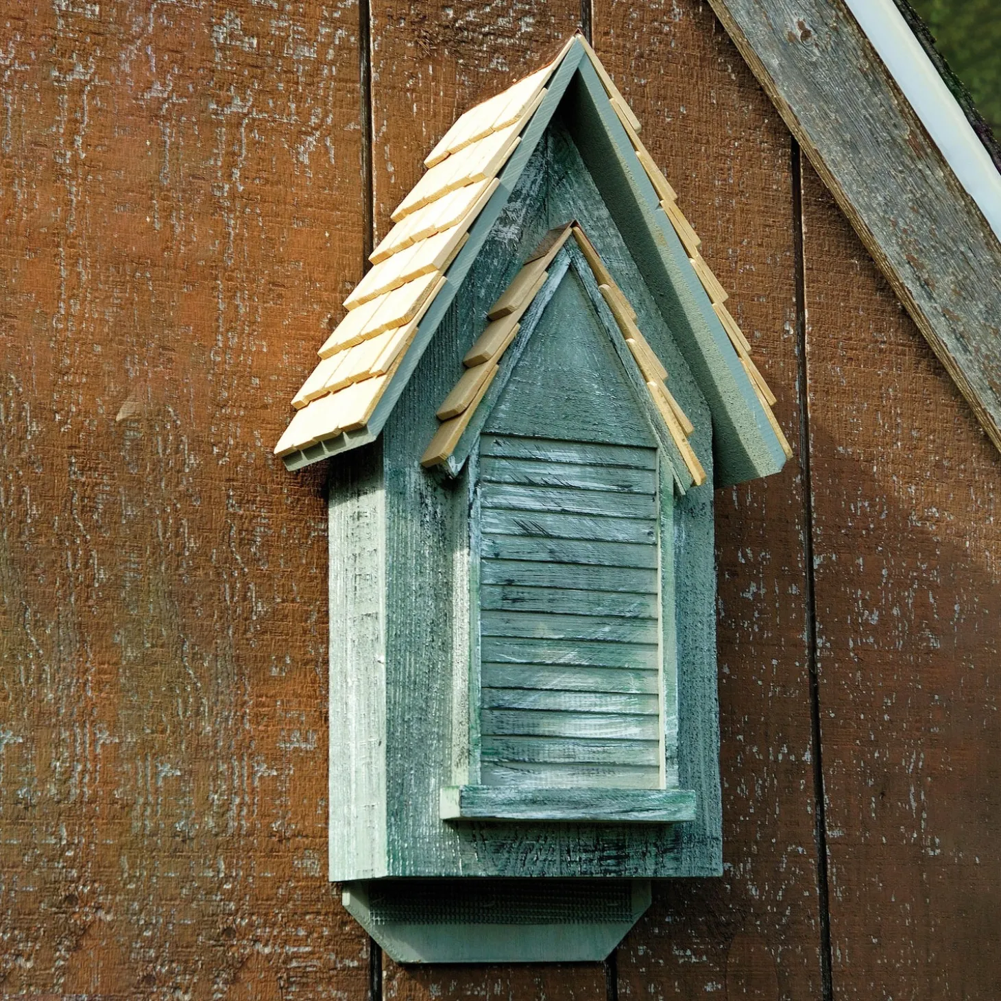 Wildlife Housing>Plow & Hearth Wooden Victorian Bat House Shelter