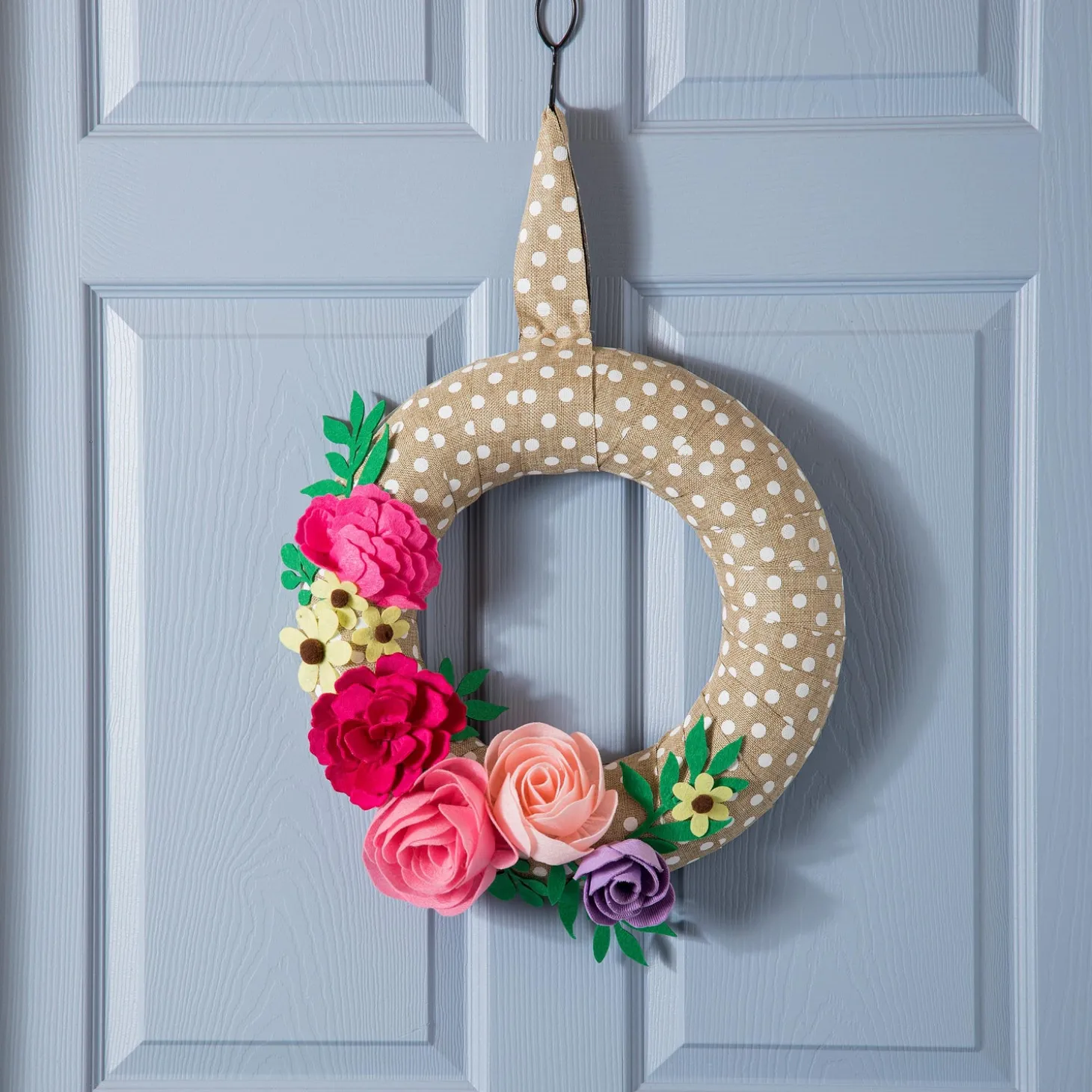 Fabric Door Hangers>Plow & Hearth Wrapped Wreath Door Décor